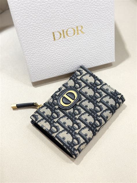 coffret dior 30 montaigne|dior 30 montaigne wallet.